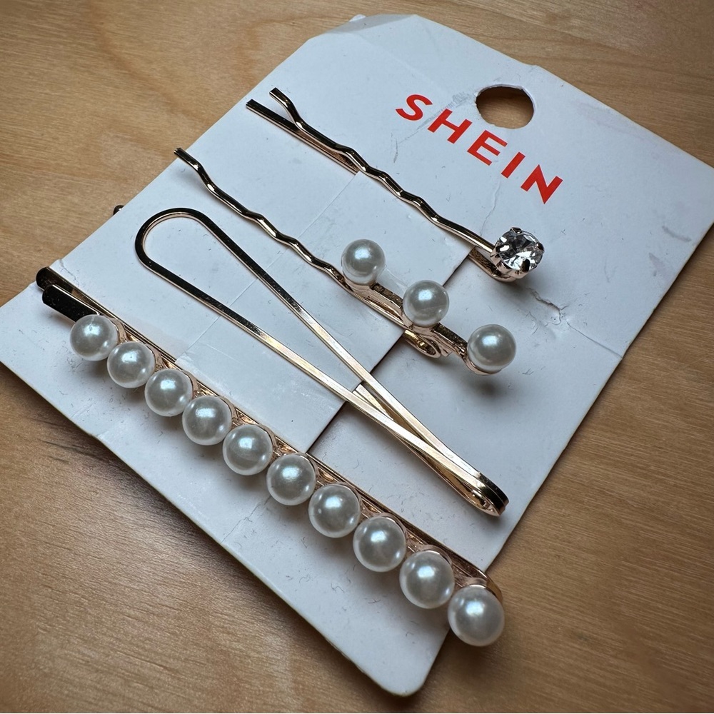 SHEIN NWT | Pearl, Diamond and Gold Bobby-pins